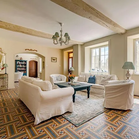 Sleeps 14 Pool Wifi *