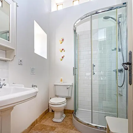 Sleeps 14 Pool Wifi *